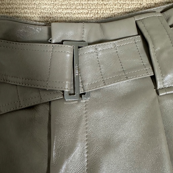 GANNI Belted Pleat Detail Leather Shorts - EU 38/US 6 - Picture 6 of 15